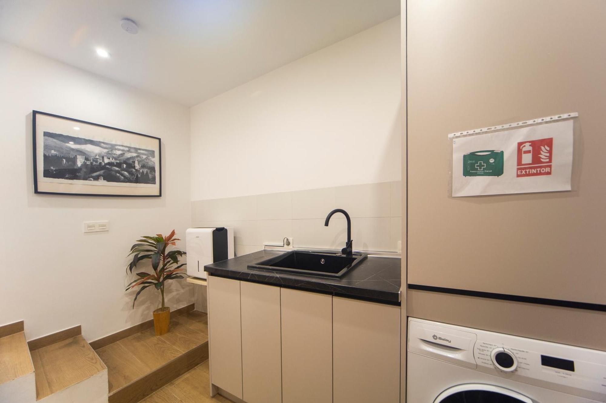 Apartamentos Indalo A Los Pies Del Albaicin غرناطة المظهر الخارجي الصورة